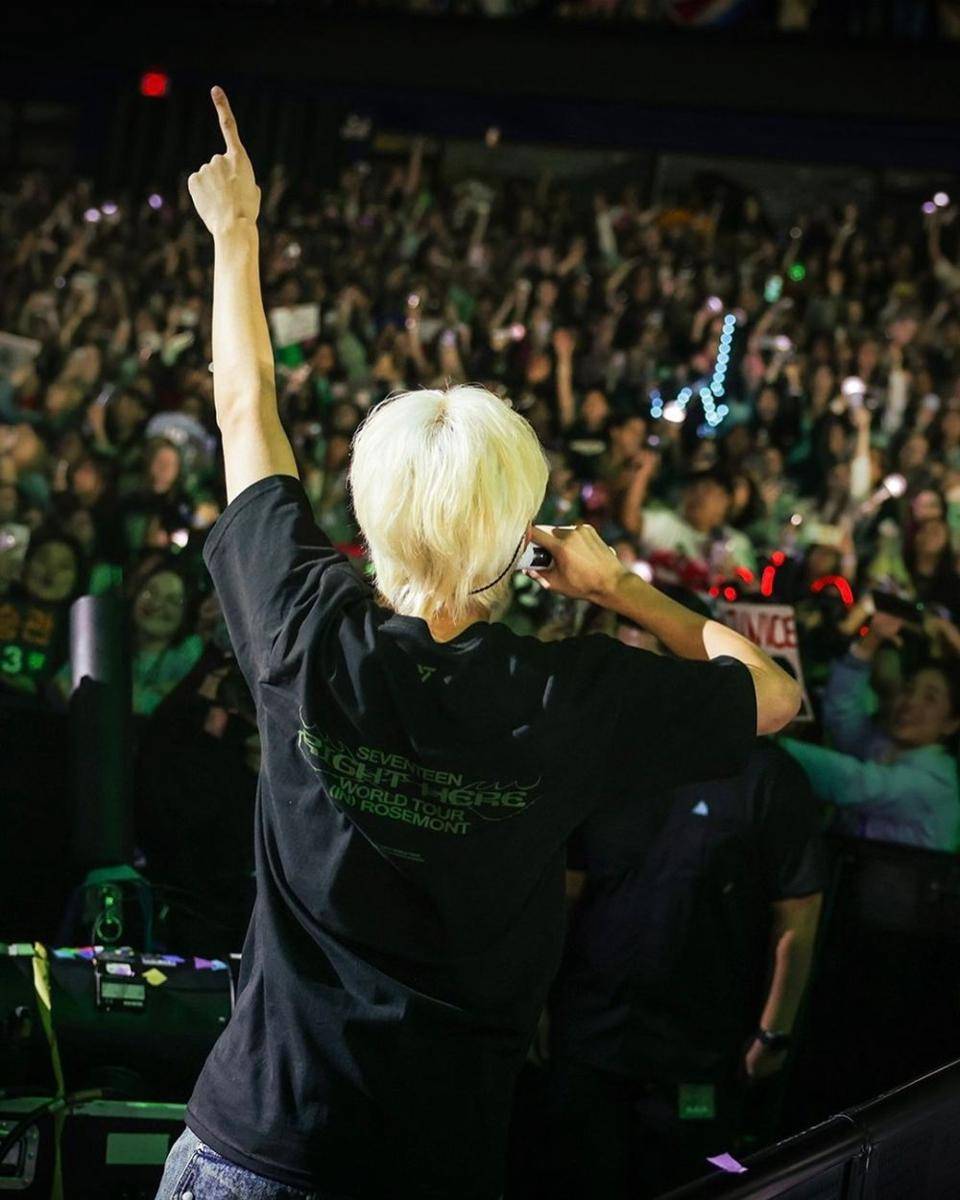 unggahan Seungkwan SEVENTEEN (instagram.com/pledis_boos)