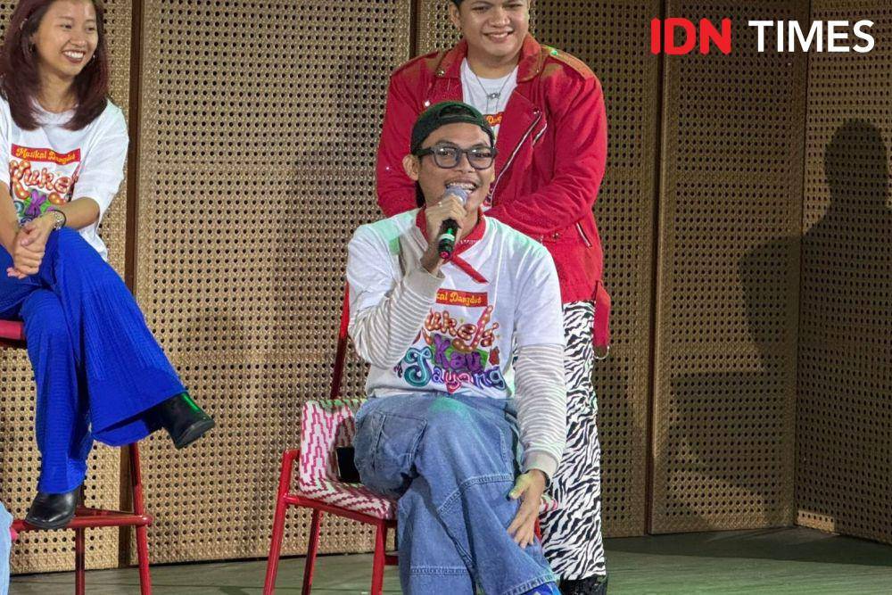 Tim produksi dan cast teater musikal 'Kukejar Kau Sayang' (IDN Times/Elizabeth Chiquita)