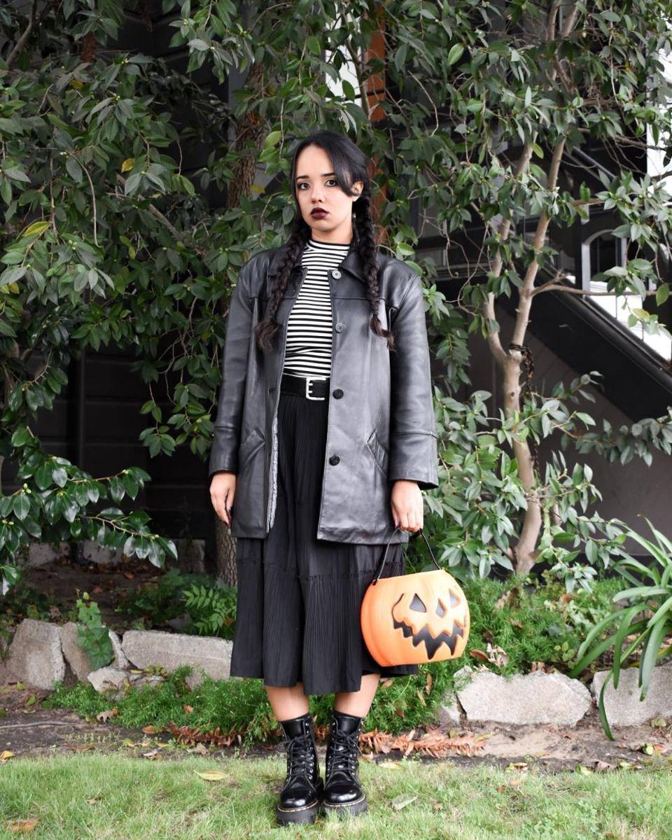 Kostum Halloween Simpel Perempuan (instagram.com/zaires.spooks)
