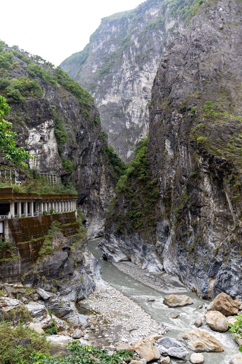 potret Ngarai Taroko (commons.m.wikimedia.org/Balon_Greyjoy)