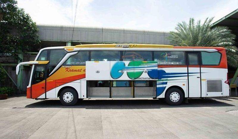 potret bus eksekutif Kramat Djati (dok. RedBus)