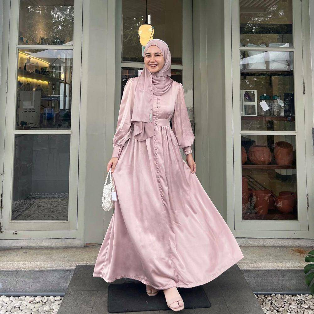 Nabila Bya (instagram.com/nabilabyaaa)