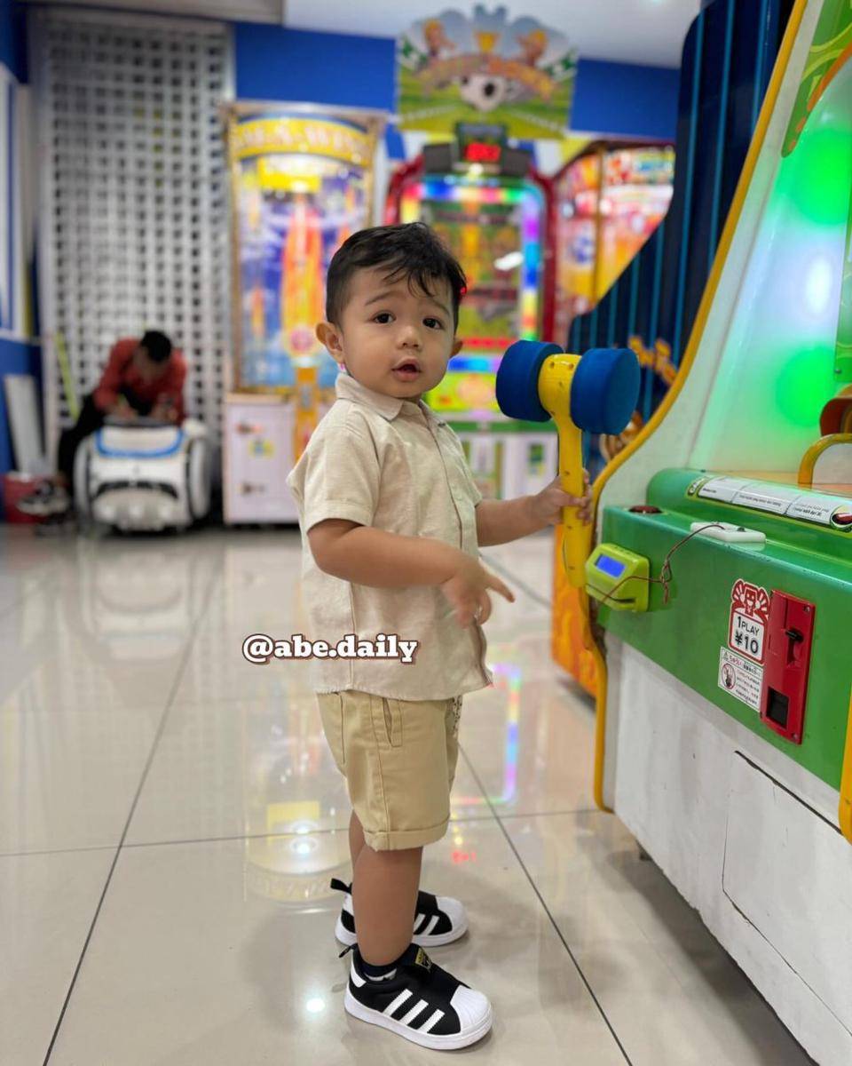 Abe Cekut (Instagram.com/abe.daily)