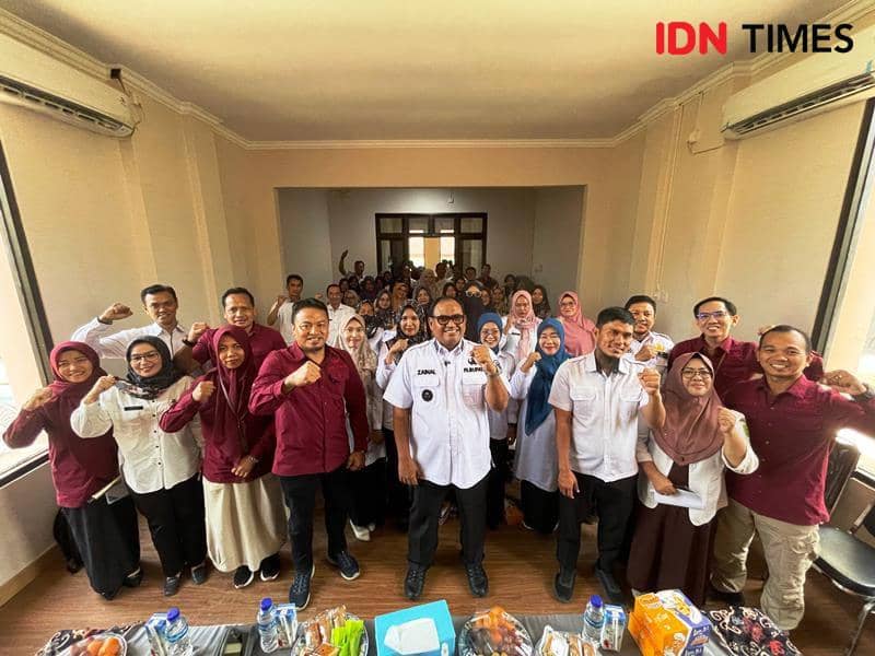 Pj Bupati PPU Zainal Arifin beserta peserta Sosialisasi Program Humas Protokol Sat-Set (IDN Times/Ervan)