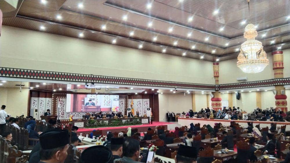 Sidang paripurna DPRD Bandar Lampung. (IDN Times/Muhaimin)
