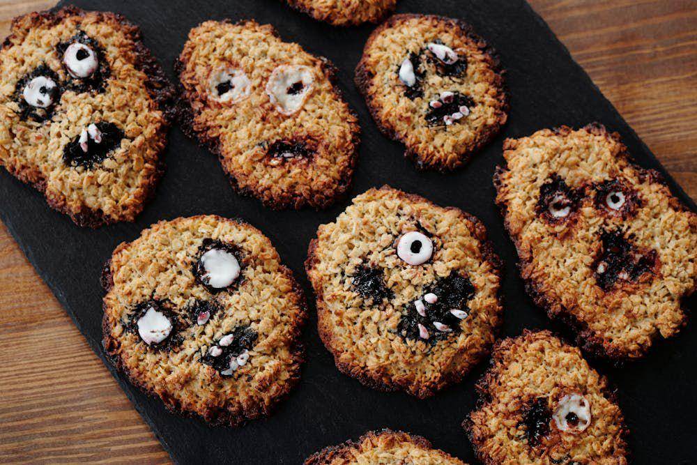 ilustrasi cookies berwajah zombie (pexels.com/Daisy Anderson)