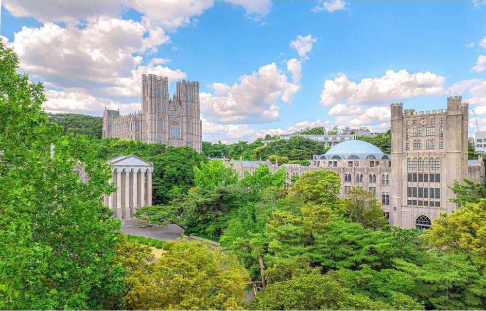 potret Kyung Hee University di Korea Selatan (instagram.com/Kyunghee_university)