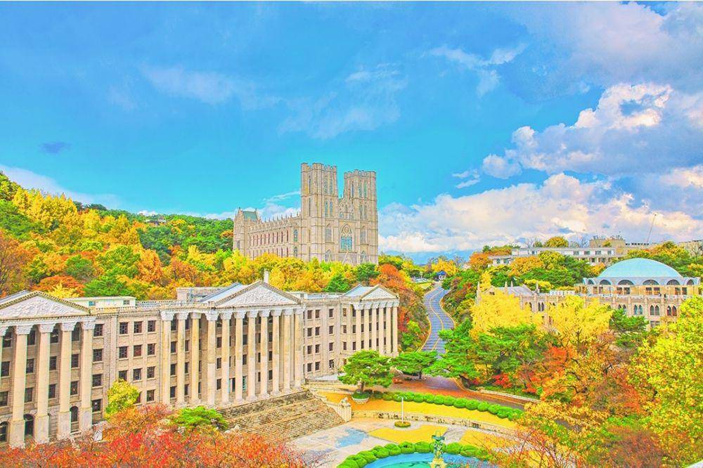 potret Kyung Hee University di Korea Selatan (instagram.com/kyunghee_university)