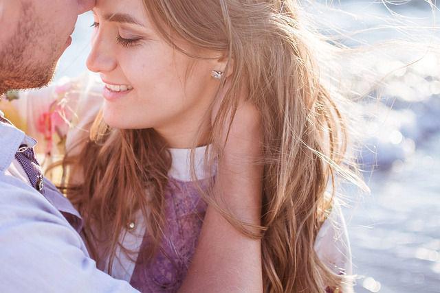 Berikan Pelukan, 5 Love Language Ini harus Jadi Rutinitasmu