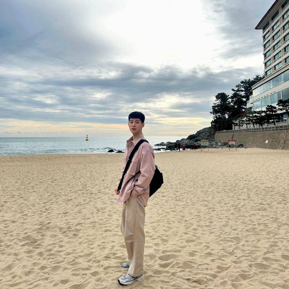 Bae Hyun Sung (instagram.com/baehyeonseong_)