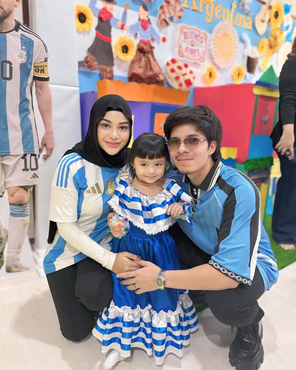 potret Ameena pentas di sekolah (instagram.com/attahalilintar)