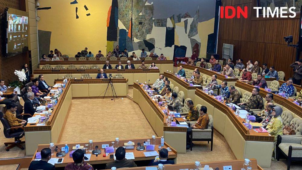 Mendagri Sambut Baik DPR Mau Revisi 8 UU Politik Lewat Omnibus Law