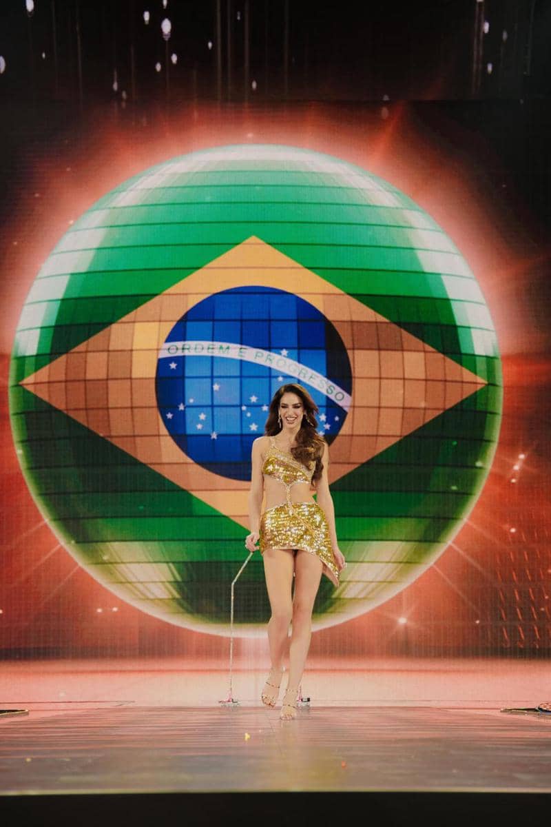 Potret Finalis Saat Sesi Opening Number Miss Grand International 2024 (Facebook.com/Miss Grand International)