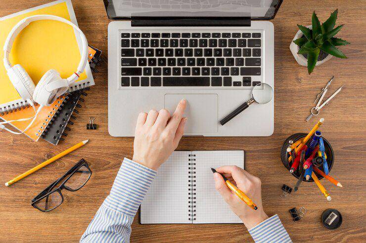 copywriting (freepik.com/freepik)
