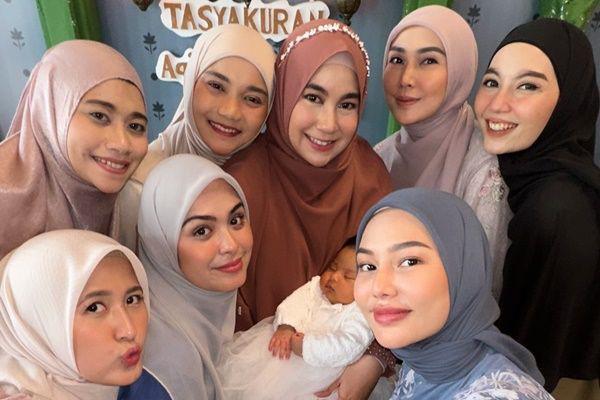 Deretan Artis di Akikah Anak Ketiga Anisa Rahma Eks Cherrybelle