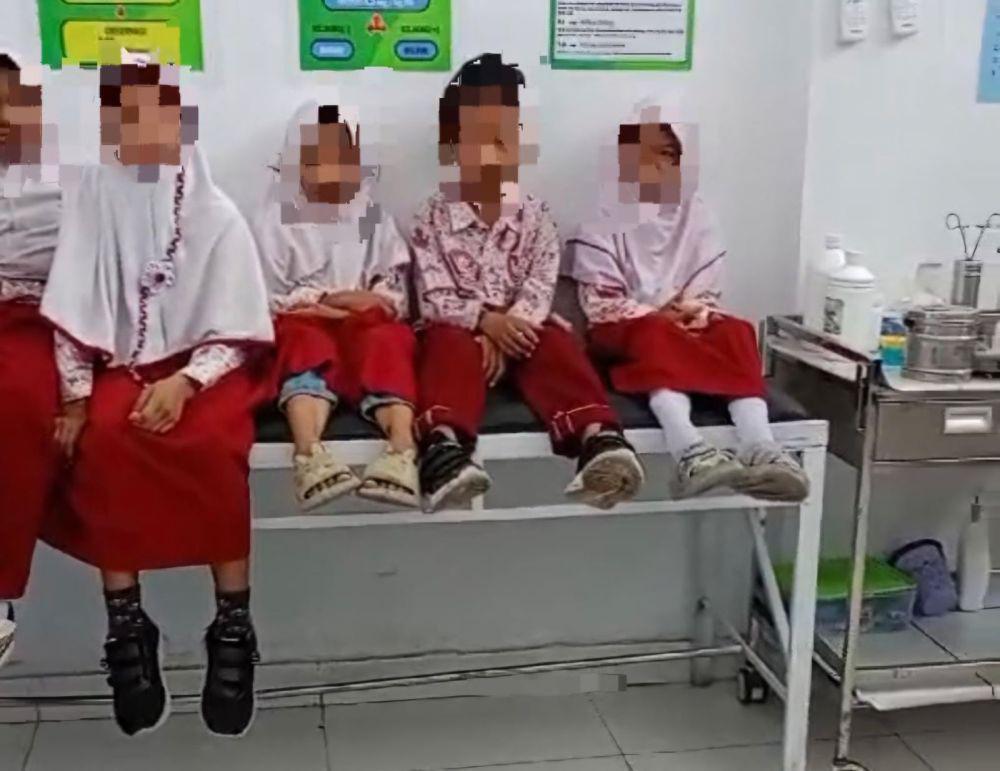 9 Murid SD Riau Dilarikan ke Puskesmas Diduga Keracunan Makanan