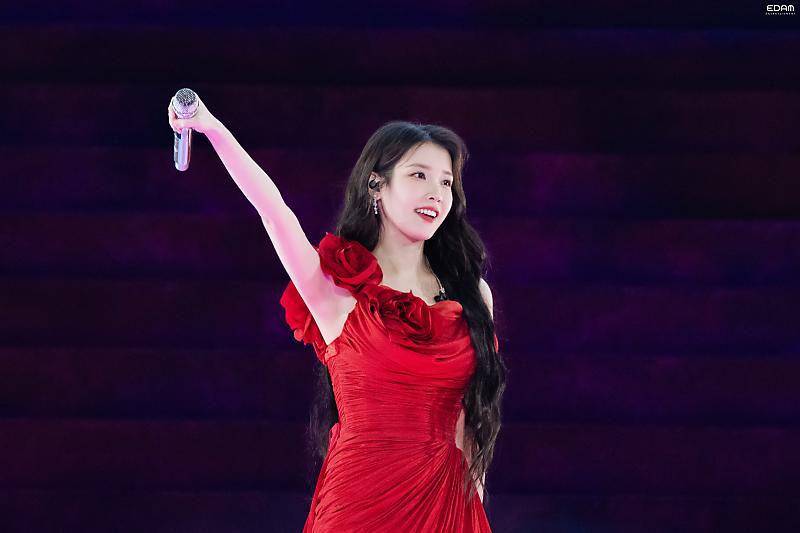 IU (post.naver.com/EDAM엔터테인먼트)