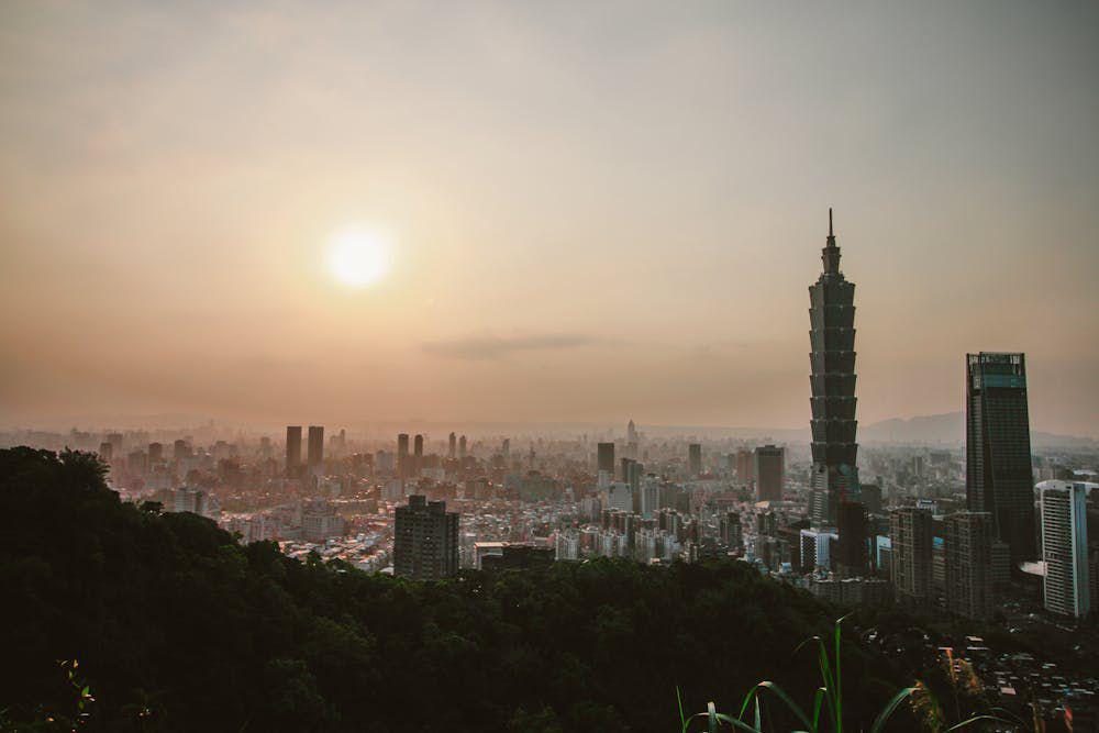 Taiwan: Taifun Super Kong-rey, 1 Meninggal dan 73 Terluka