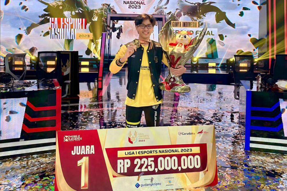 Widy saat Pajajaran Esports juarai Liga Esports Nasional 2023 (instagram.com/@liquid.widy)