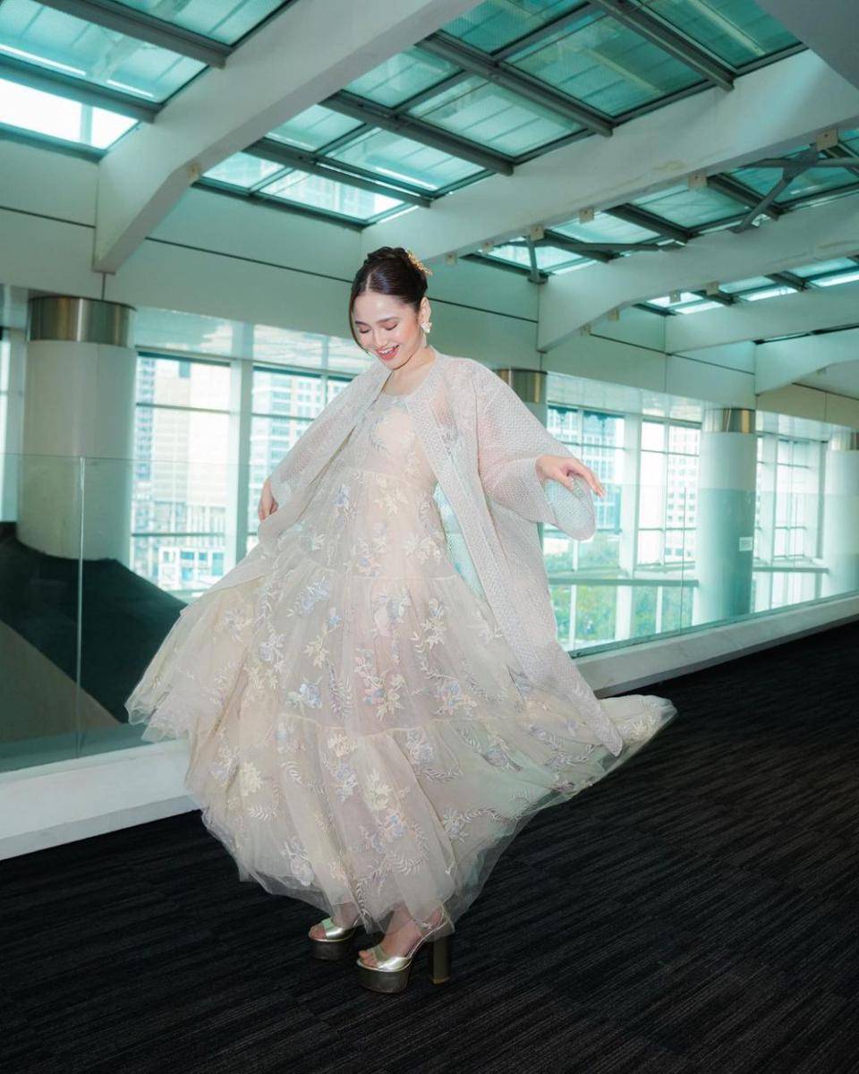 koleksi dress pesta ala Syifa Hadju (instagram.com/syifahadju)