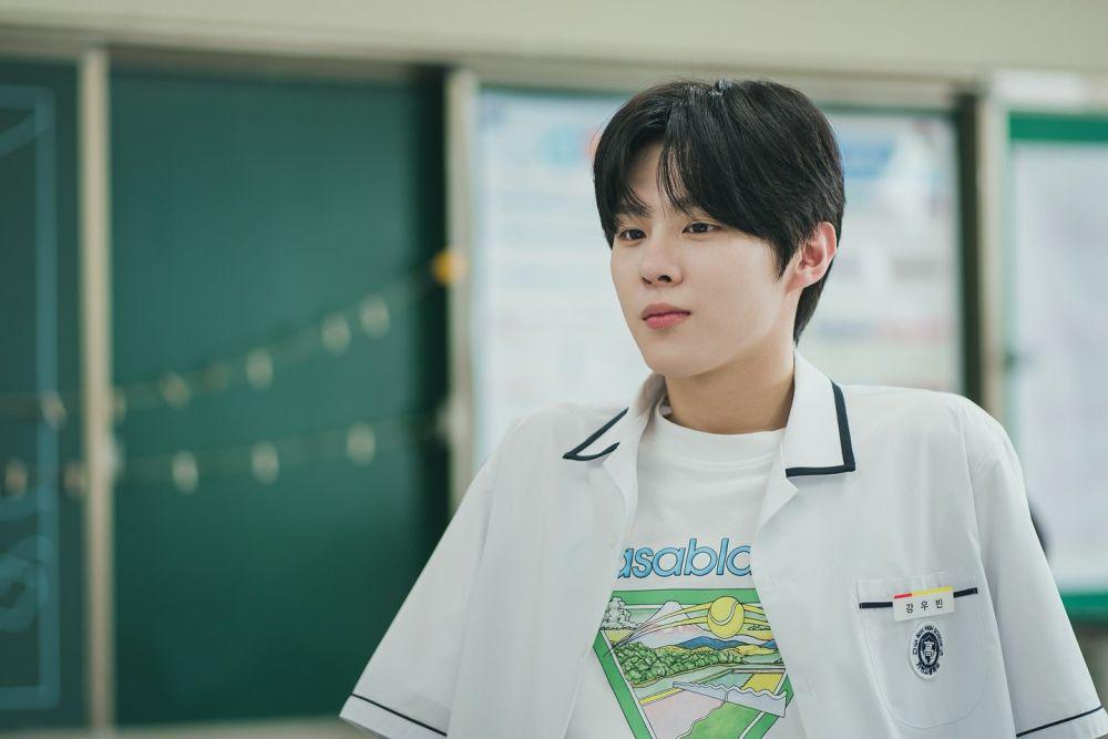7 Cuplikan Karakter Kim Woo Seok di Drakor Social Savvy Class 101
