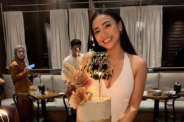 7 Potret Pesta Ultah ke-24 Chelsea Veronnia, Sepupu Rachel Vennya