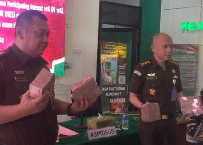Konferensi pers pengusutan korupsi di PT Lampung Energi Berjaya oleh Kejati Lampung. (IDN Times/Istimewa).