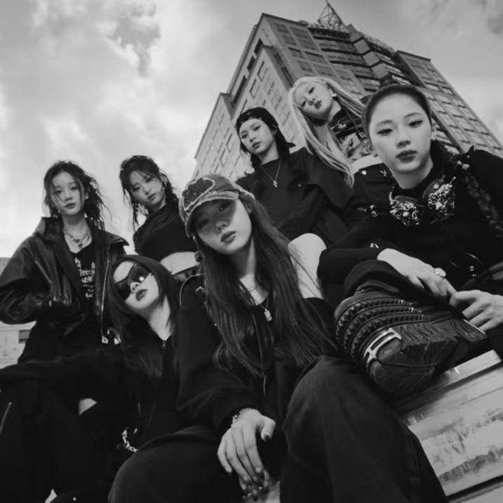 Cuplikan MV BABYMONSTER - CLIK CLAK (youtube.com/BABYMONSTER)