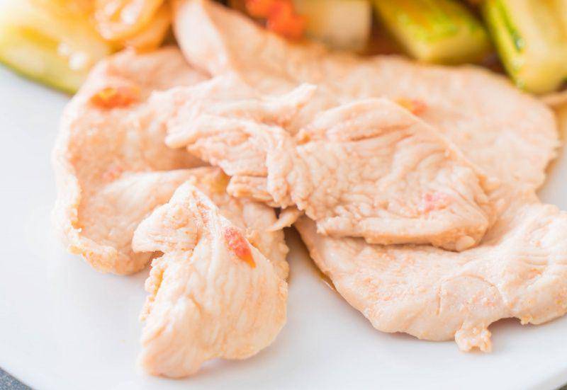 daging ayam rebus (freepik.com/topntp26)