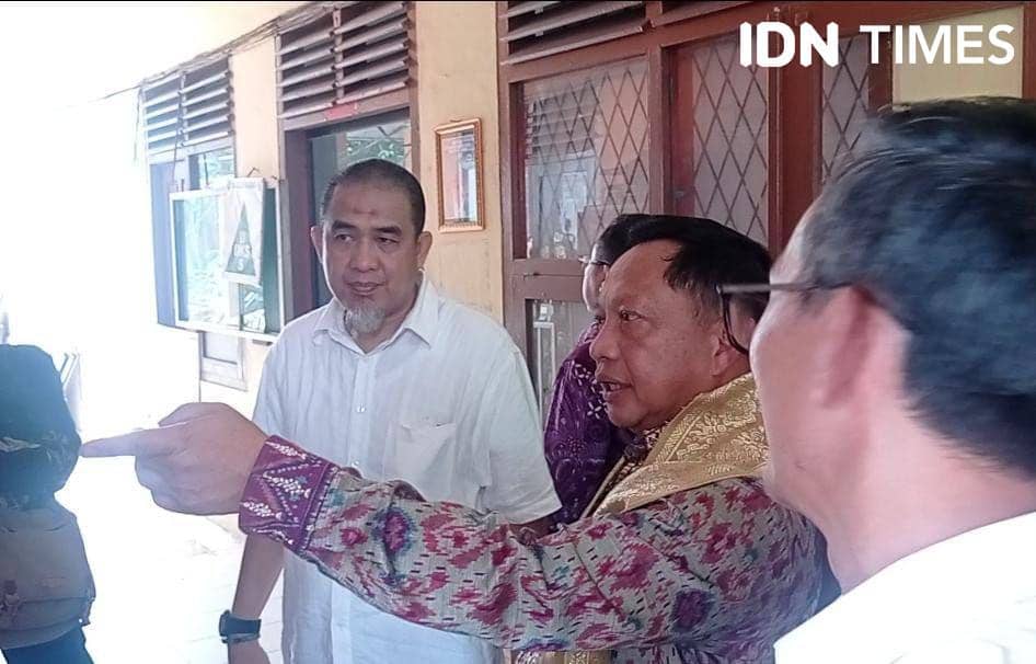 Kunjungan Tito Karnavian ke SMA 2 Palembang (IDN Times/Rangga Erfizal)