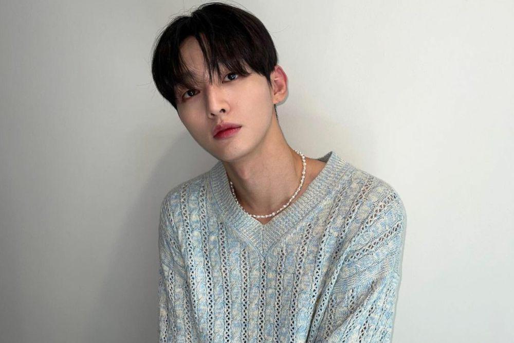 Yoon Jisung Teken Kontrak dengan Billions, akan Comeback di Musikal