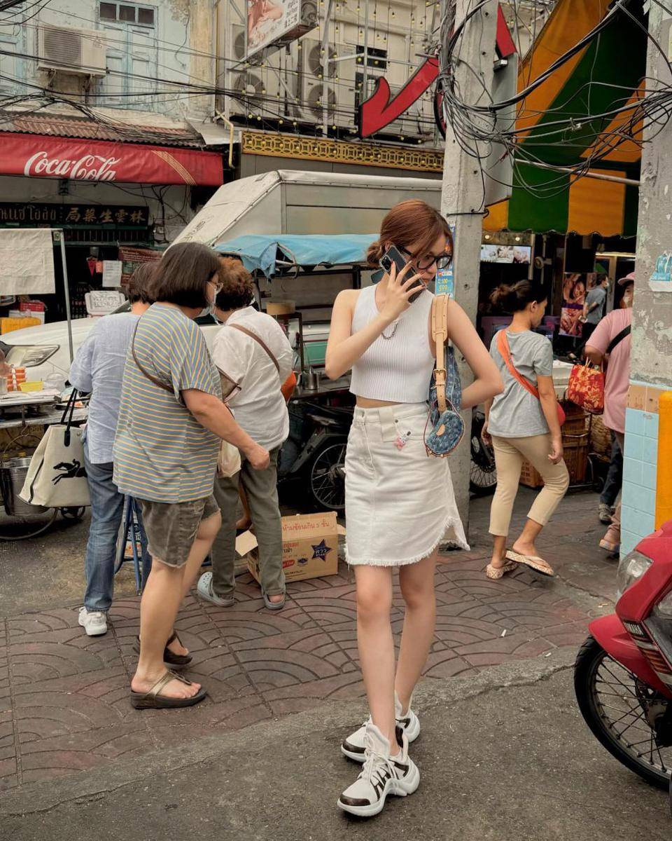 Prim Chanikarn (instagram.com/primiily)
