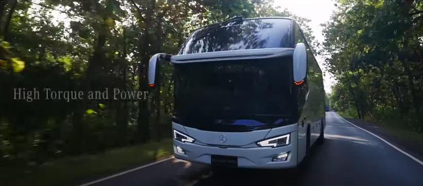 Mercedes Benz OH 1626 (dok. youtube.com/Daimler Commercial Vehicles Indonesia)