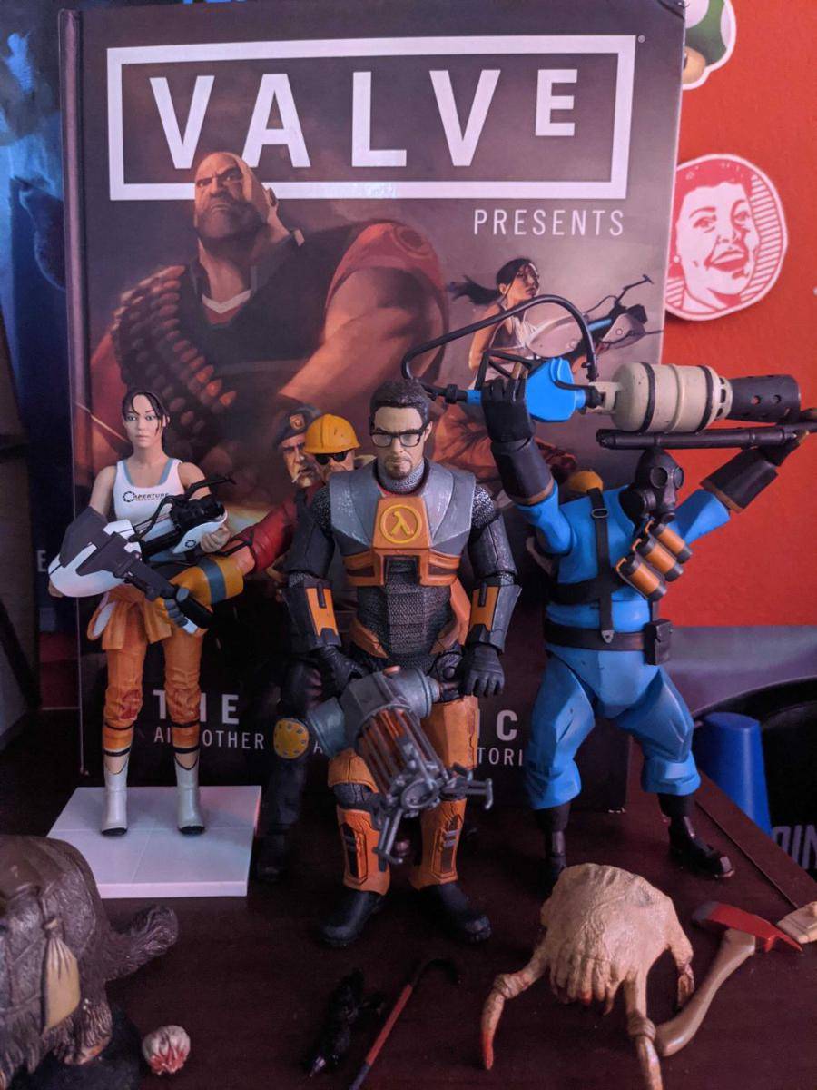 potret koleksi Half Life (reddit.com/user/Justjunking1)