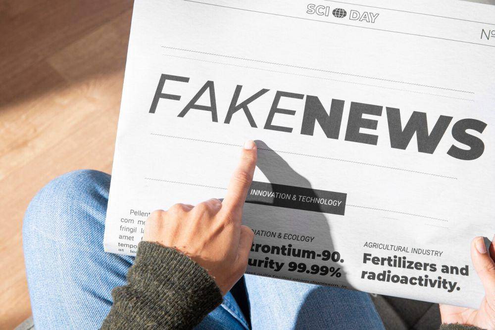 ilustrasi fake news (freepik.com/freepik)
