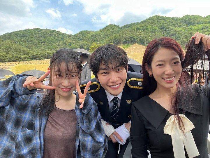 behind the scene The Judge from Hell (instagram.com/ssinz7)