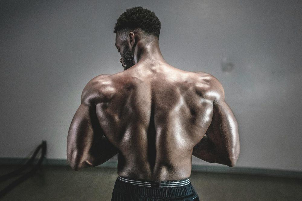 5 Tips Gym untuk Menambah Massa Otot Punggung, Tampil Atletis!