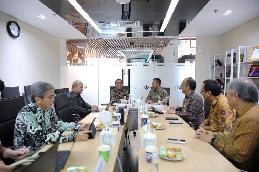 Menko PMK Temui Dirut LPDP Bahas Skema Talent Scouting dan Kebijakan bagi Awardee Luar Negeri (Dok. kemenko PMK)