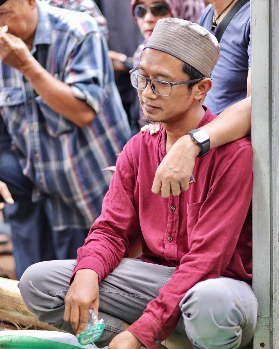 potret pemakaman putra Uwok Matta Band (instagram.com/matta.band)