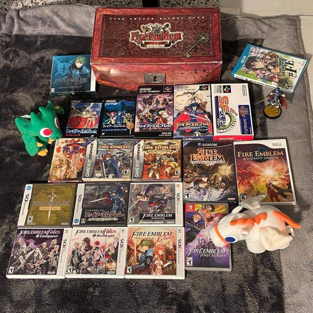 potret koleksi Fire Emblem (reddit.com/user/F33dtheanimals)