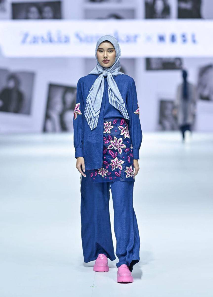 koleksi Zaskia Sungkar X NASL di JFW 2025 (dok. Jakarta Fashion Week/Dandy Hendrata)
