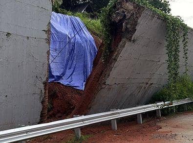 Dinding Penahan Longsor Tol Sercin Jebol, Ini Langkah PT CSJ