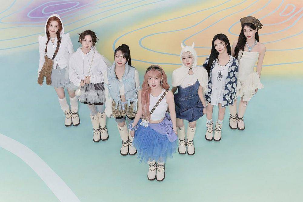potret Kep1er di mini album TIPI-TAP (instagram.com/official.kep1er)