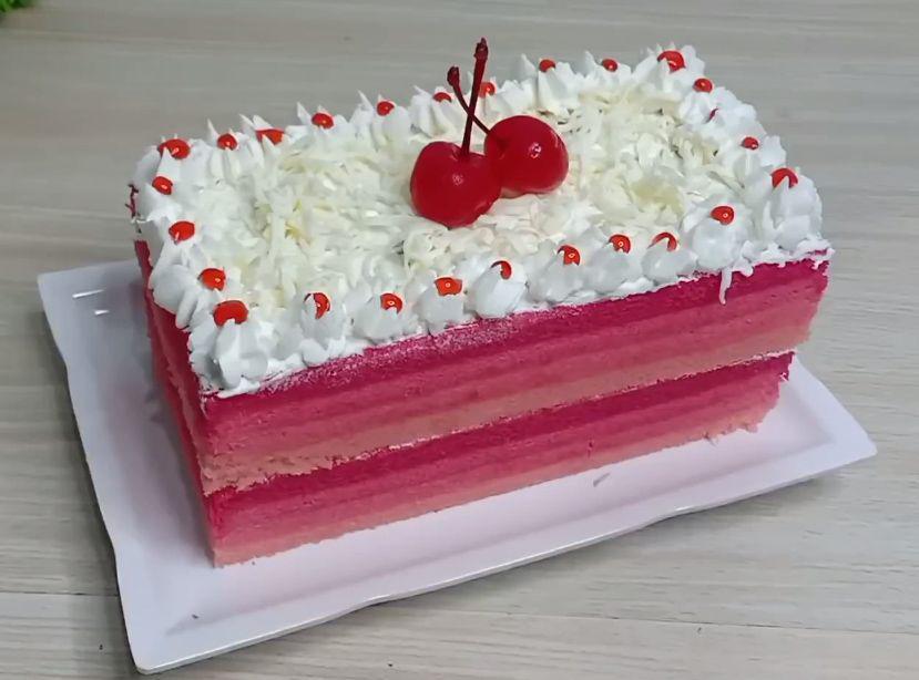 Resep Bolu Strawberry Ombre Kukus, Tekstur Lembut dan Warnanya Cantik