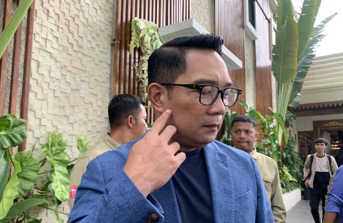Calon gubernur pada Pilkada Jakarta 2024 nomor urut satu (1) Ridwan Kamil di Jakarta, Minggu (3/11/2024). ANTARA/Mario Sofia Nasution.