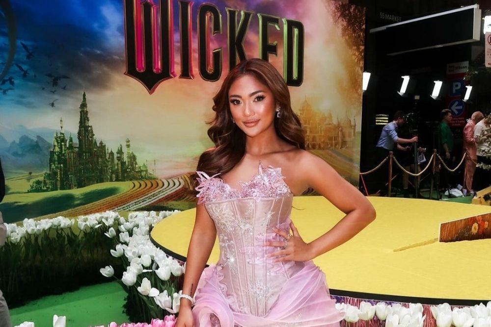 Momen Marion Jola Hadiri Gala Premiere Wicked di Australia