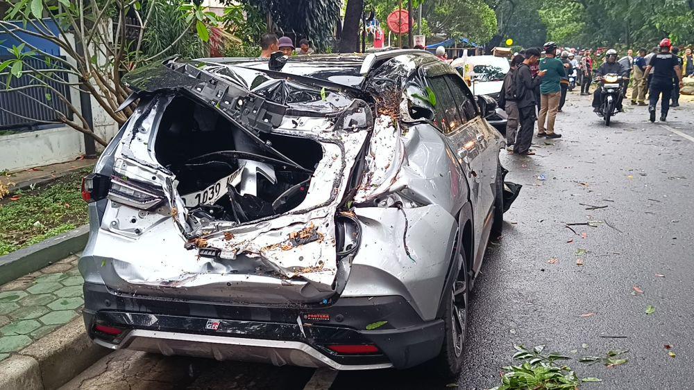Pj Walkot Bandung Minta Petugas Waspadai Kejadian Pohon Tumbang