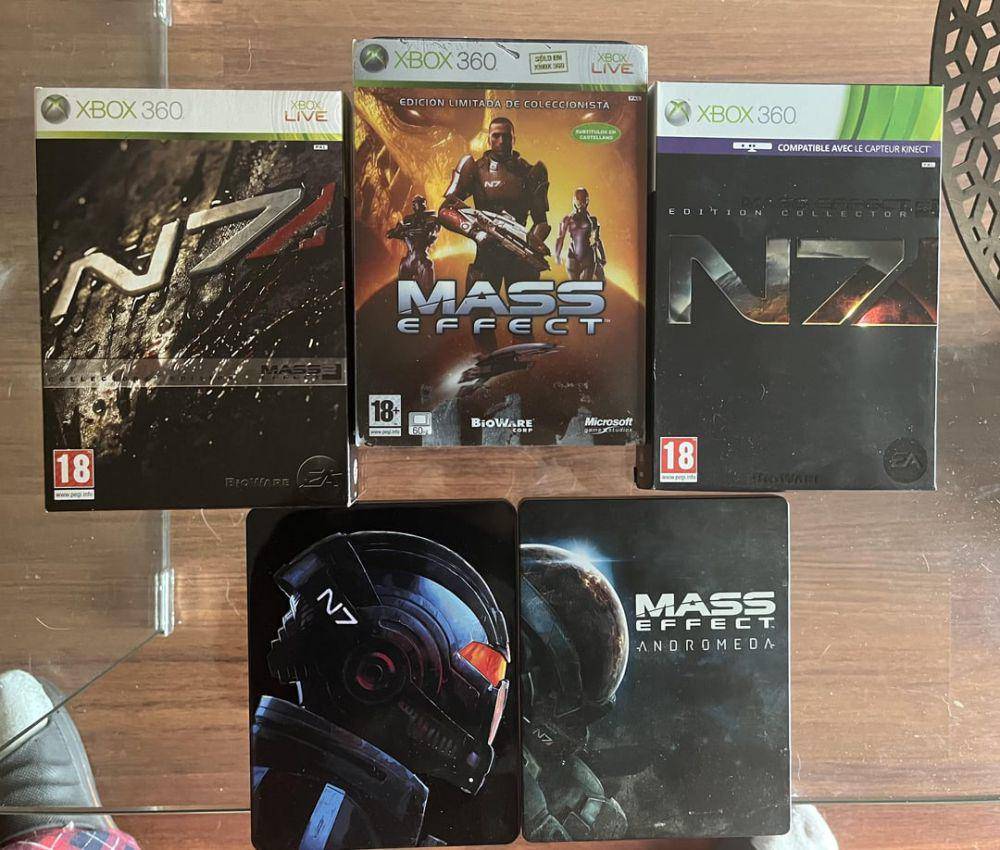 potret koleksi Mass Effect (reddit.com/user/Panoptes91)