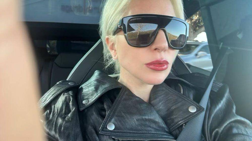 potret artis punya Tesla Cybertruck (instagram.com/ladygaga)