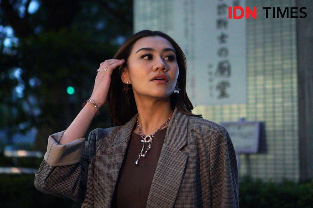 Outfit Aaliyah Masaid saat berkunjung ke Jepang (IDN Times/Gilang Pandutanaya)